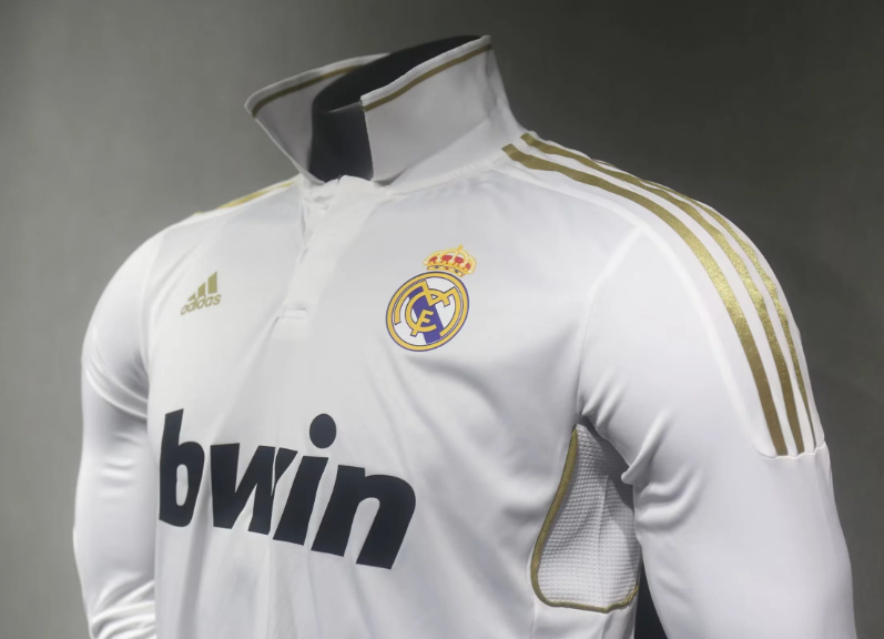 2011/2012 Retro RMA Player Home Long Sleeve 1:1 Quality Soccer Jersey