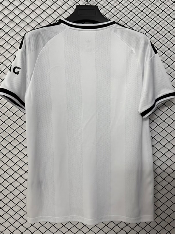26-27 Frankfurt Away Fans Soccer Jersey