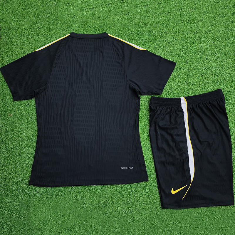 26-27 CHE Black Player Version Training Short Suit (球员短套装)