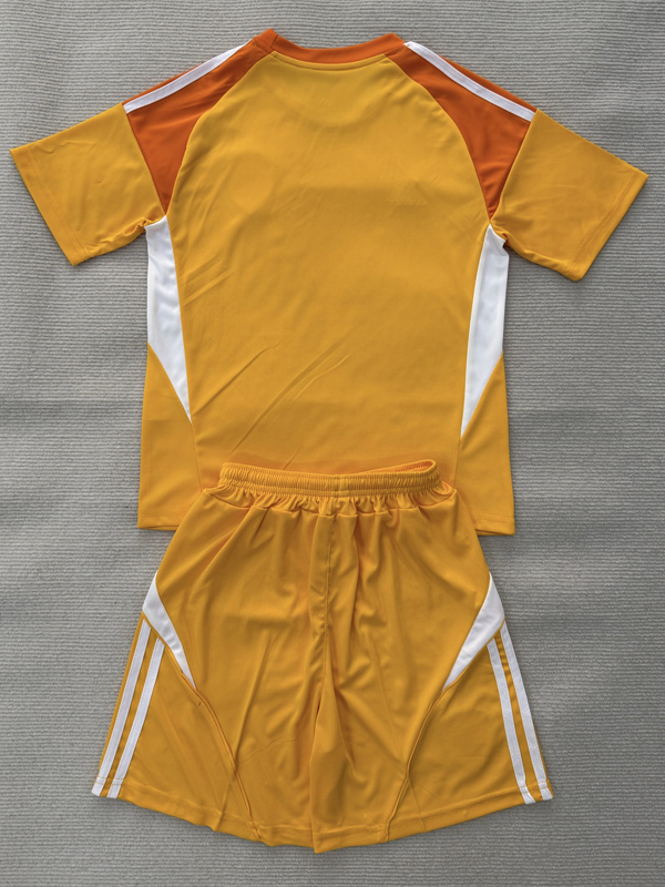 25-26 Leeds United Orange GoalKeeper Kids Soccer Jersey