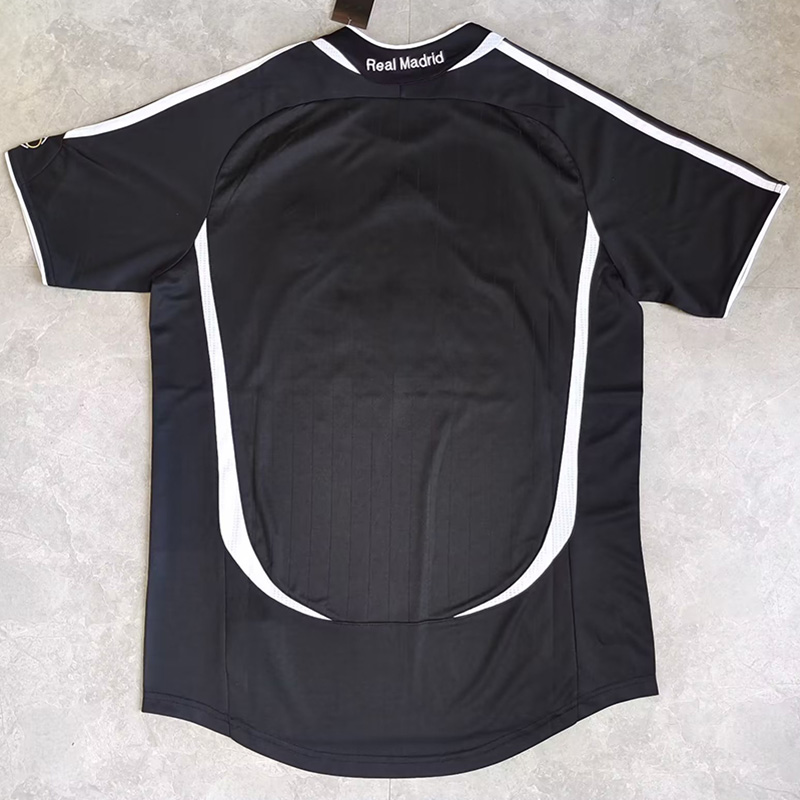 2006-2007 RMA Black Retro Soccer Jersey