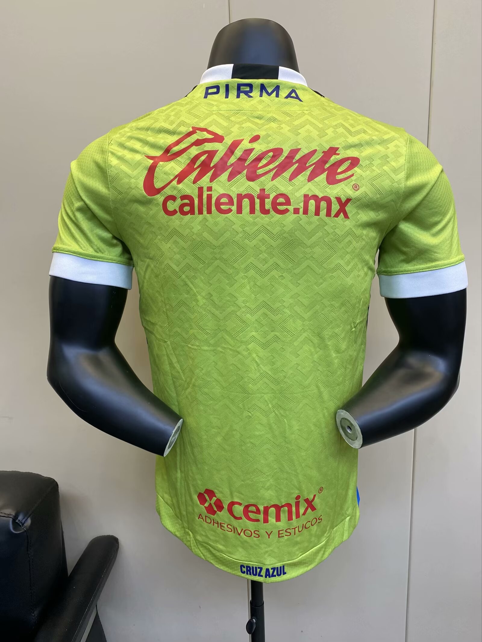 24-25 Cruz Azul Goalkeeper Player Version Fans Soccer Jersey