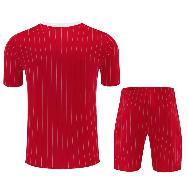 25-26 Man Utd Red Training Short Suit
