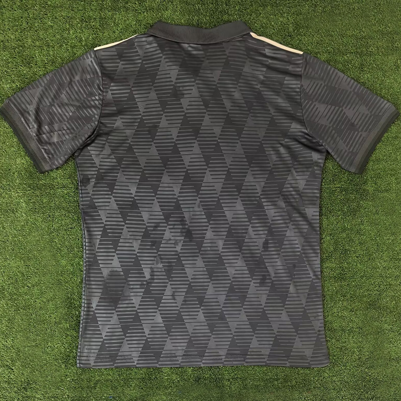 24-25 Bayern Oktoberfest Fans Soccer Jersey