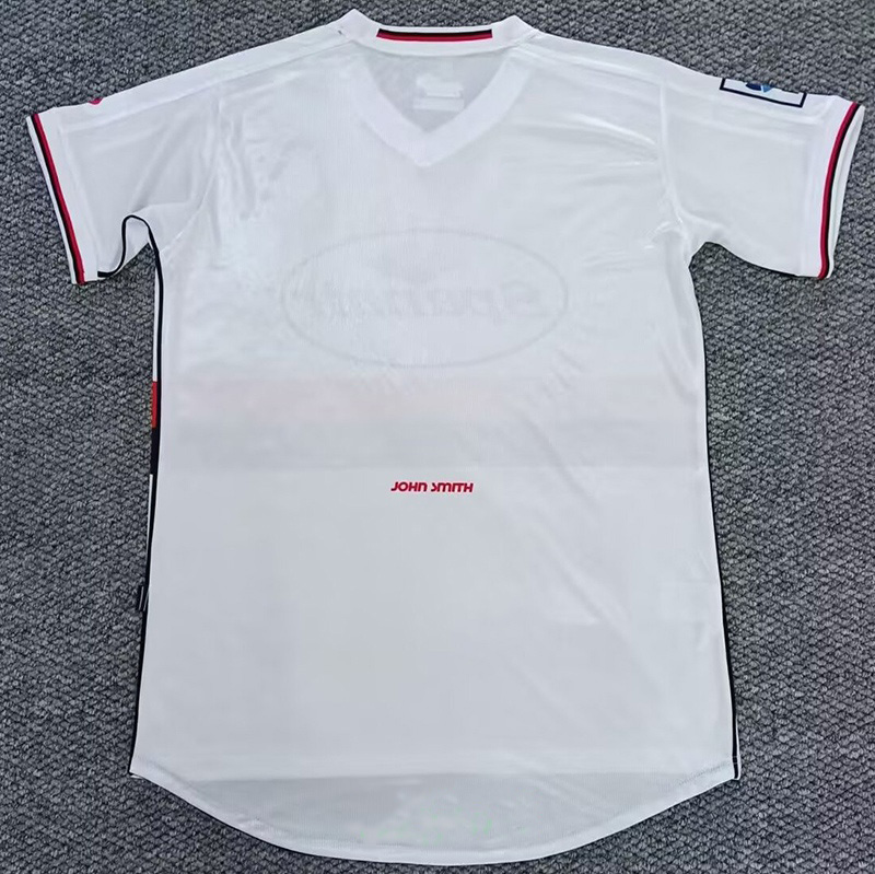 2001-2002 Mallorca White Retro Soccer Jersey *带章