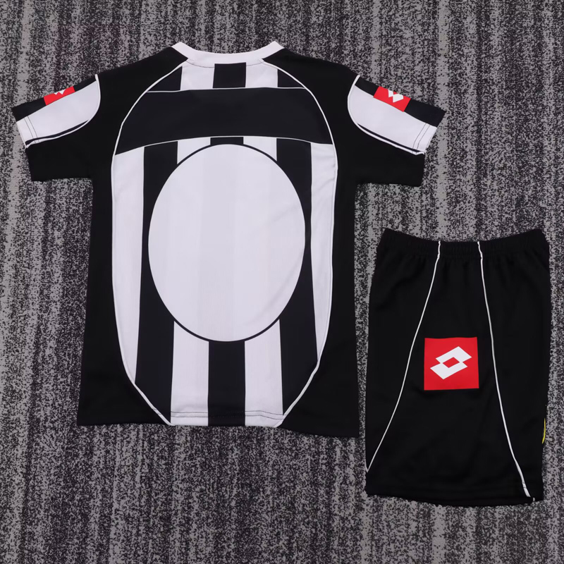 2002-2003 JUV Home Kids Retro Soccer Jersey