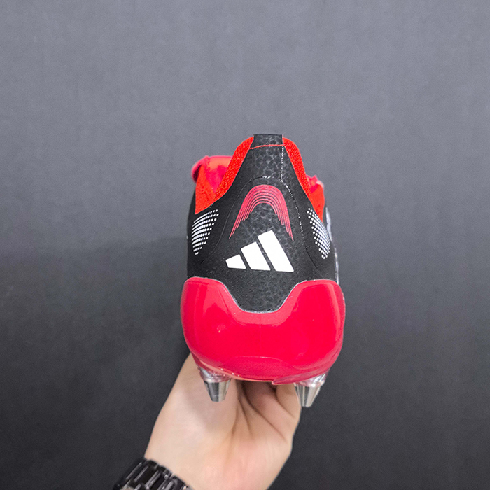 PREDATOR ACCURACY FG BOOTS Soccer Shoes-Black/Red