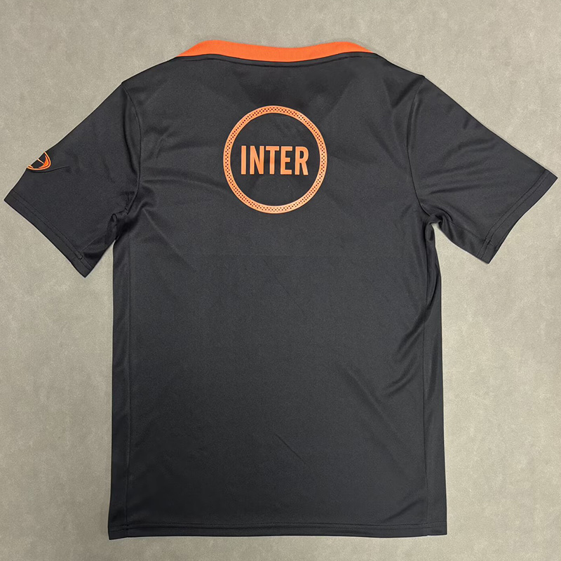 25-26 INT Black Training shirts