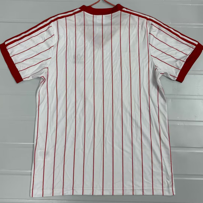 1982-1983 Soviet Union Away Retro Soccer Jersey