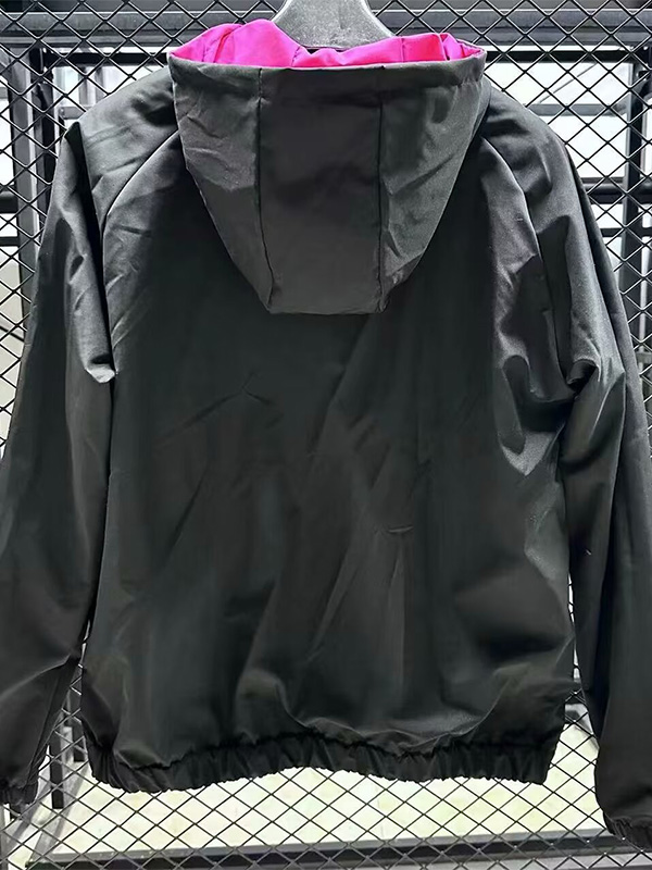 25-26 CHE Black  Windbreaker