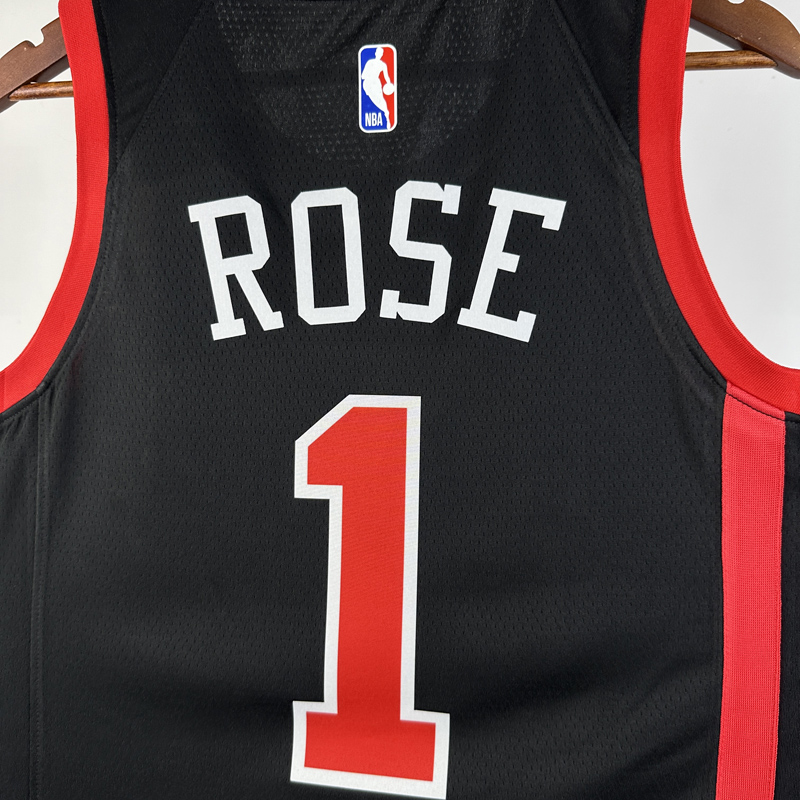 23-24 BULLS ROSE #1 Black City Edition Top Qual...