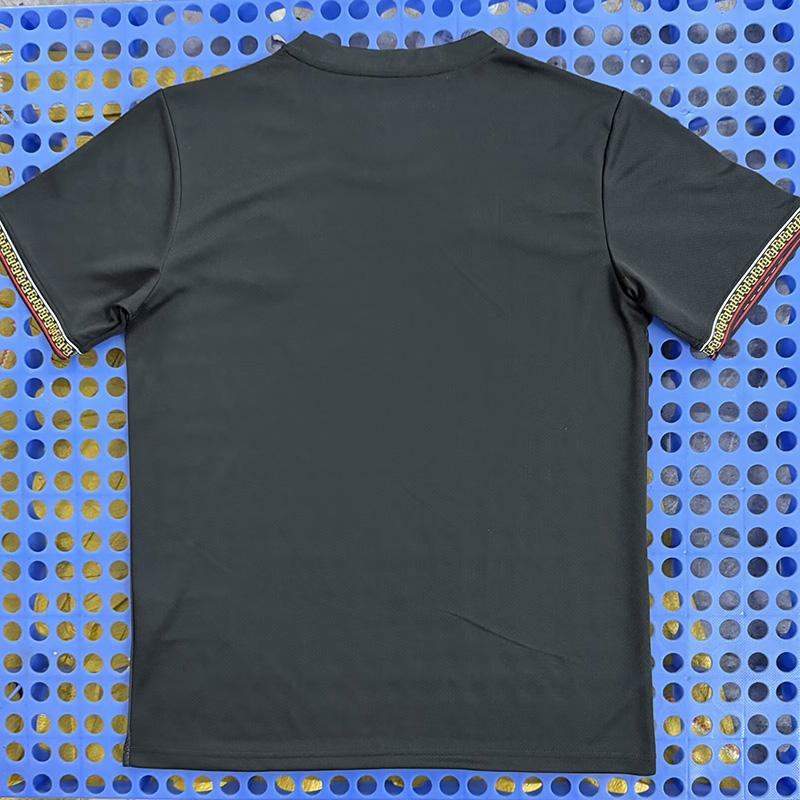 25-26 PSG Black Fans Training shirts (QATAR)