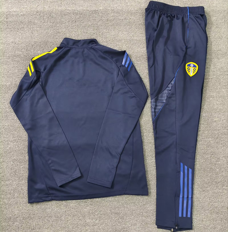 25-26 Leeds United Black Half Pull Tracksuit (Pants Have Pocket)(半拉链)
