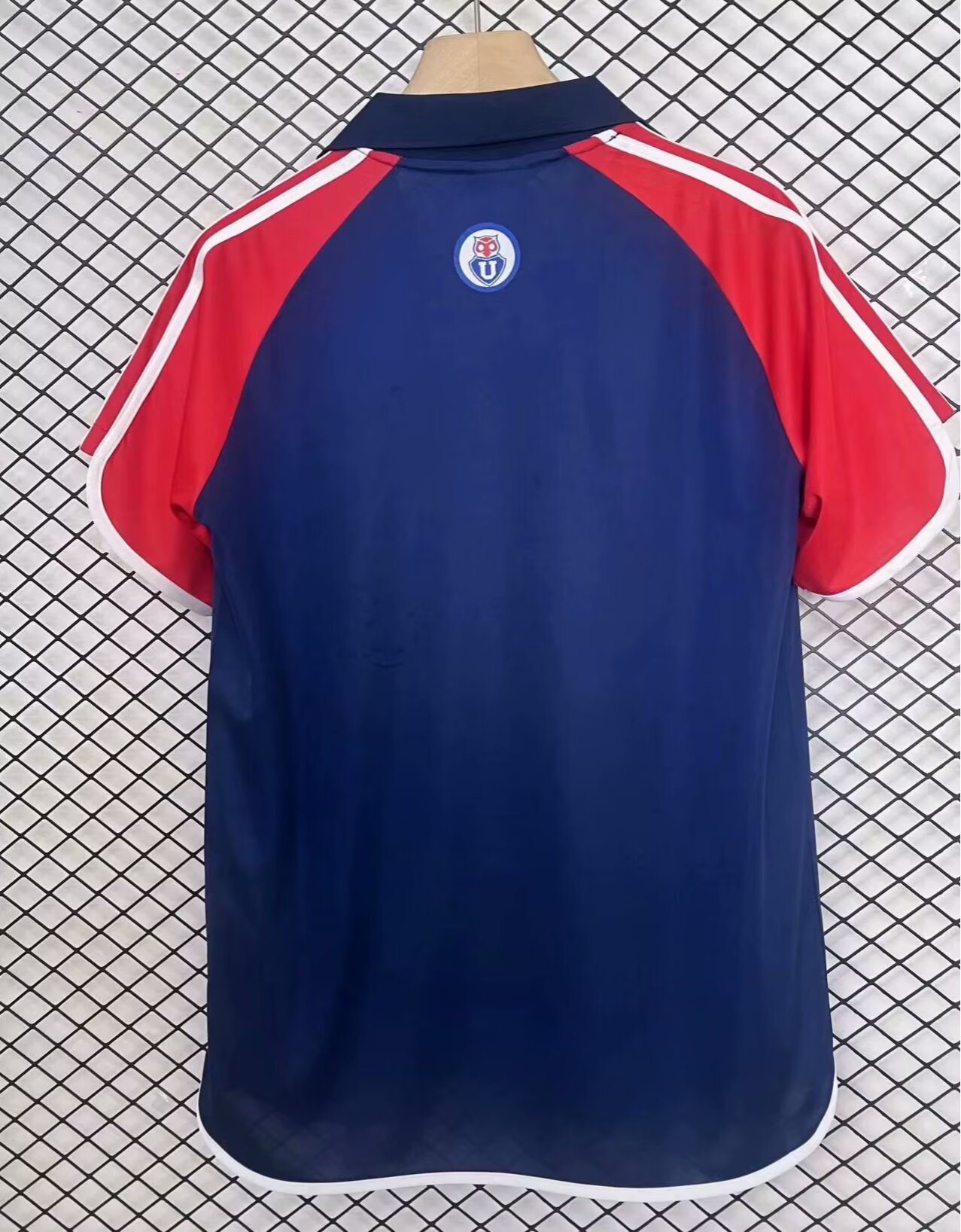 2001-2002 Universidad De Chile Home Retro Soccer Jersey