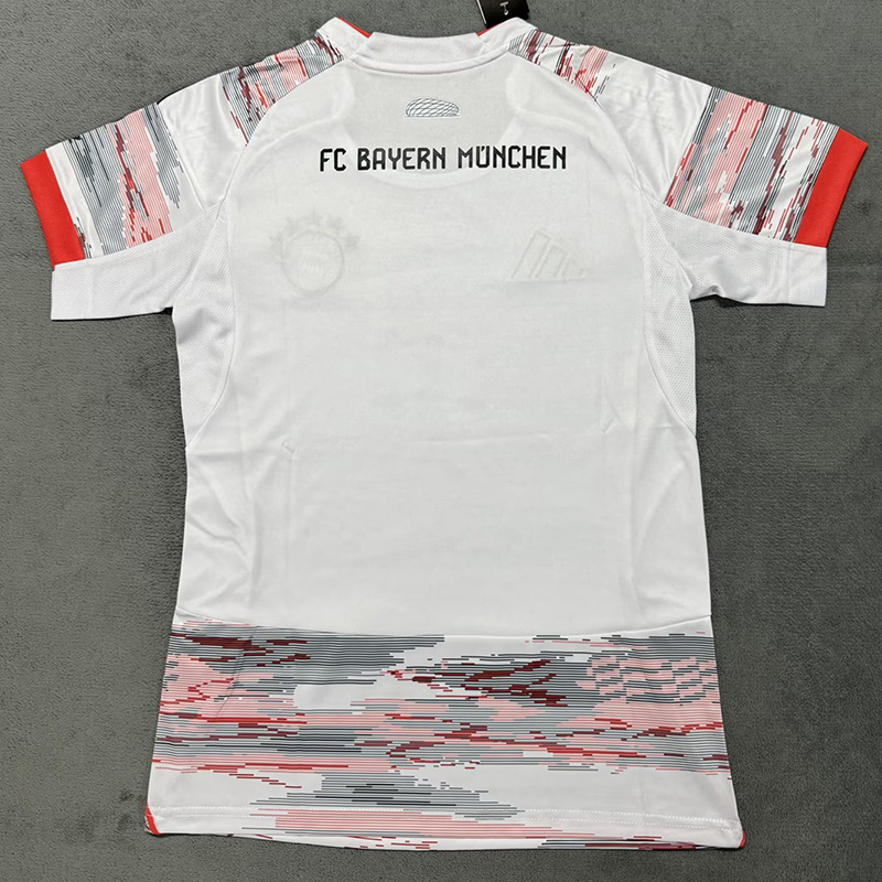 25-26 Bayern Away Women Soccer Jersey (女)