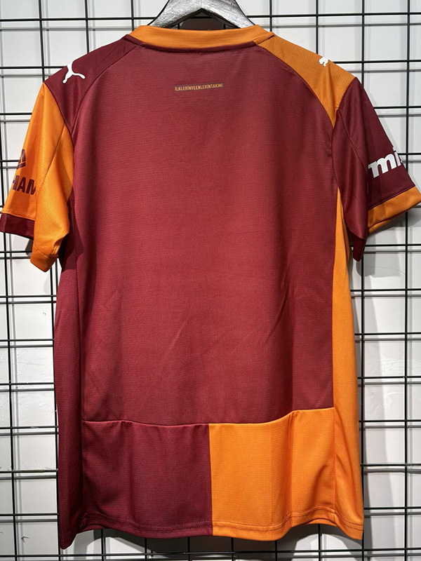 25-26 Galatasaray Home Fans Soccer Jersey (全广告)